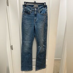 NWOT Levi’s 725 High Rise Bootcut Size 27
